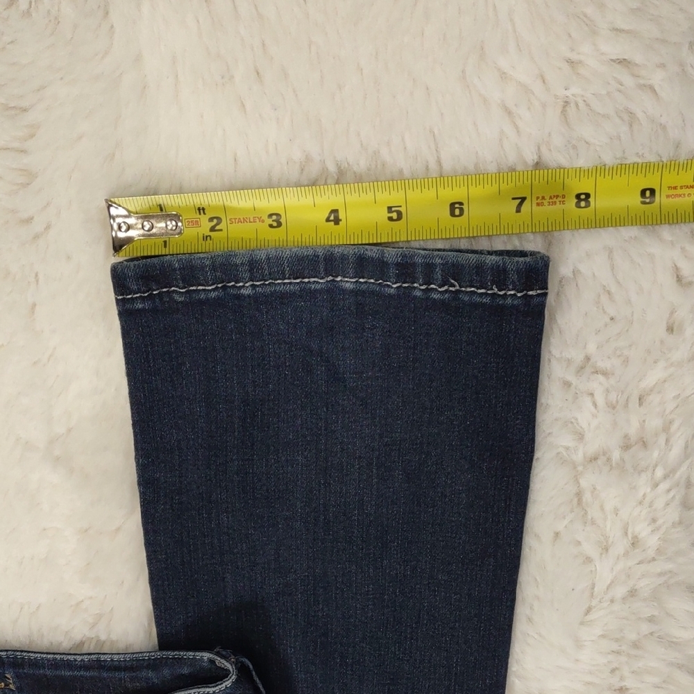 Grace Women's Blue Jeans - Picture 15 of 17